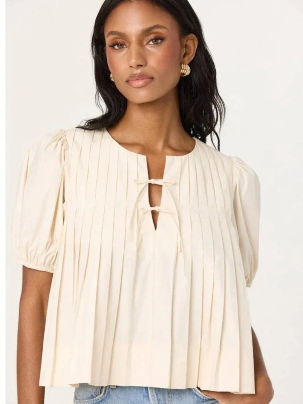 Astr Pleated Cream Short Sleeve Tie-Neck Blouse